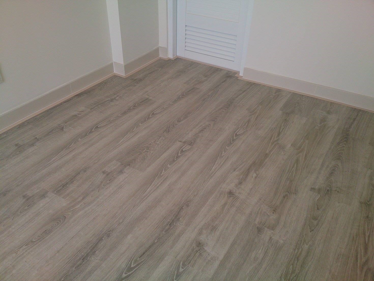 thi_cong_san_go_my_floor_m8015_1